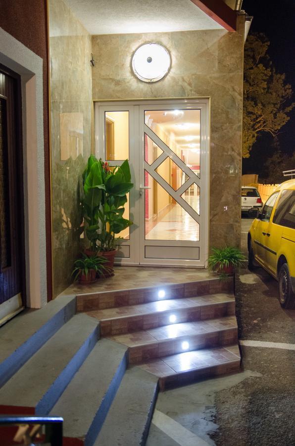 Hotel Drumski Raj Svilajnac 外观 照片